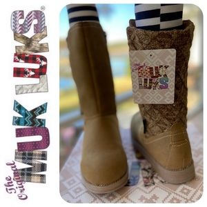 Muk Luks Cable Knit Boots, 7 - NWT